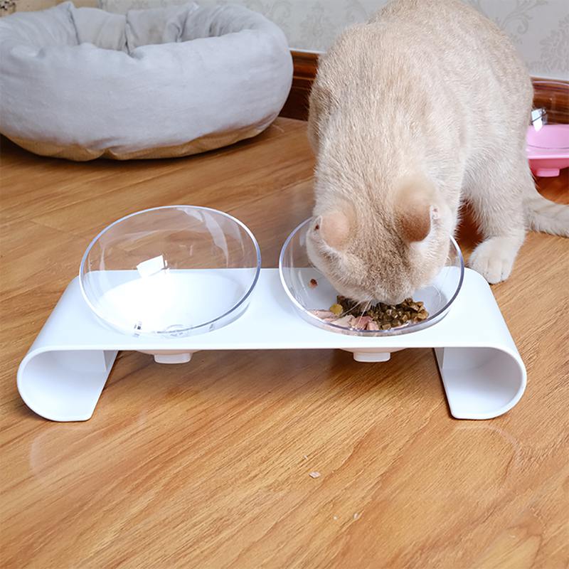 Tilted Cat Food Bowl - Neck-Protecting Design